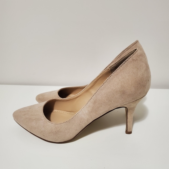 3/$20 JUSTFAB | Nude Pump 7 - Picture 2 of 6